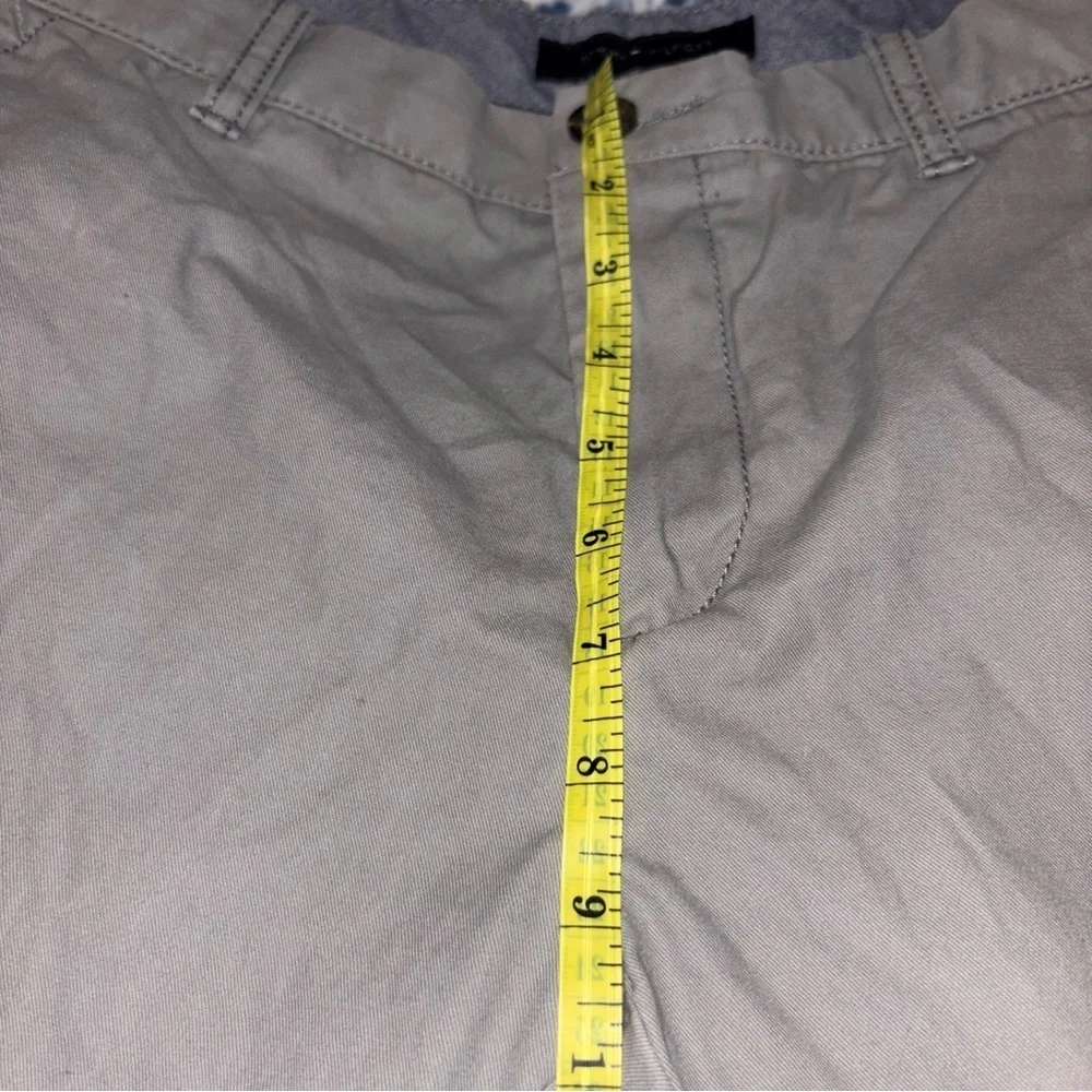 Tommy Hilfiger Custom Fit Gray Chino Pants Mens 32x32 Cotton Flat Front